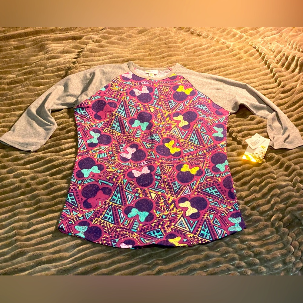 SALE 5/$25 NWT Disney “LuLaRoe” baseball jersey,gray/Minnie Mouse print,XS